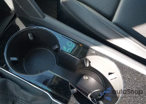 2018 Volkswagen Atlas 3.6L V6 Sel z USA, uszkodzony, nr VIN 1V2MR2CAOJC557030